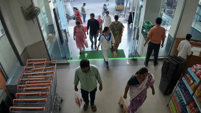 Count accuracy dashboard on a CCTV camera